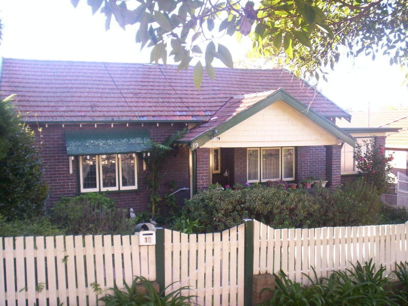 19 Clive Road, Eastwood NSW 2122