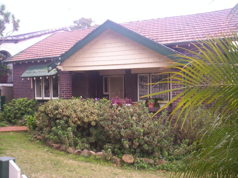 19 Clive Road, Eastwood NSW 2122