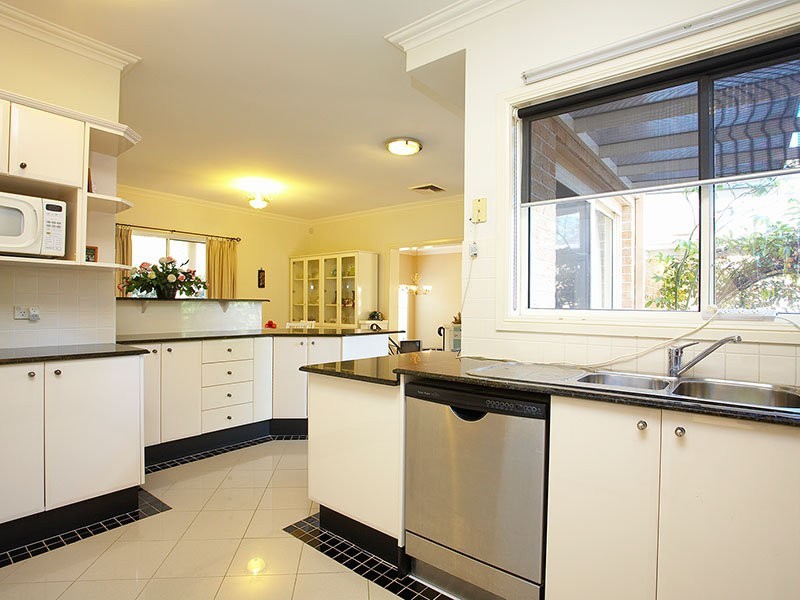 3 Lynton Green, West Pennant Hills NSW 2125