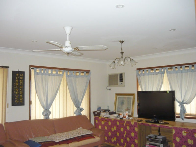 33 Hinkler Street, Ermington NSW 2115