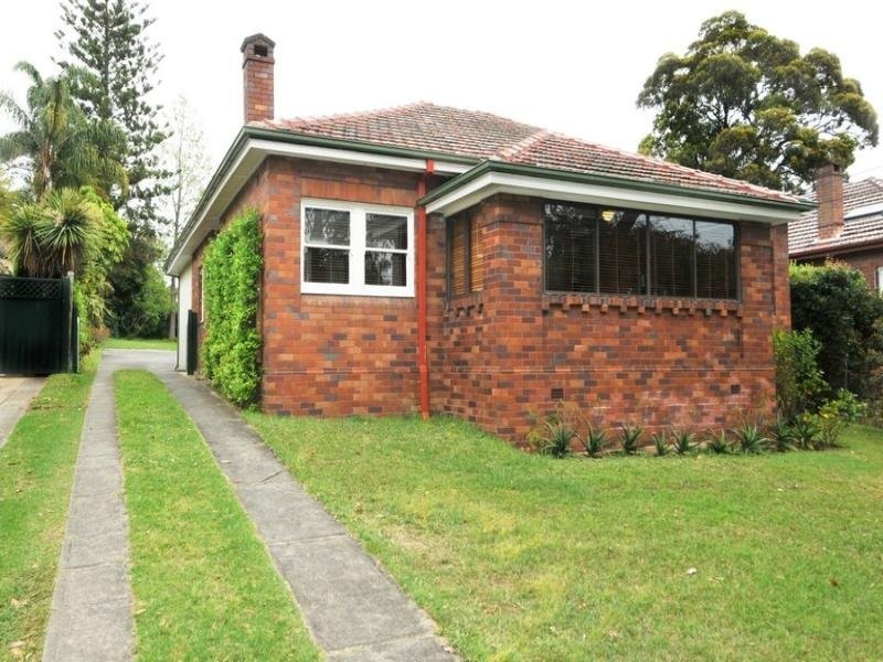 472 Penshurst Street, Roseville NSW 2069
