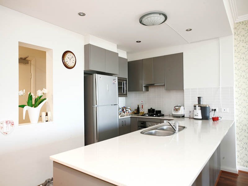 713 / 21 Hill Road, Wentworth Point NSW 2127