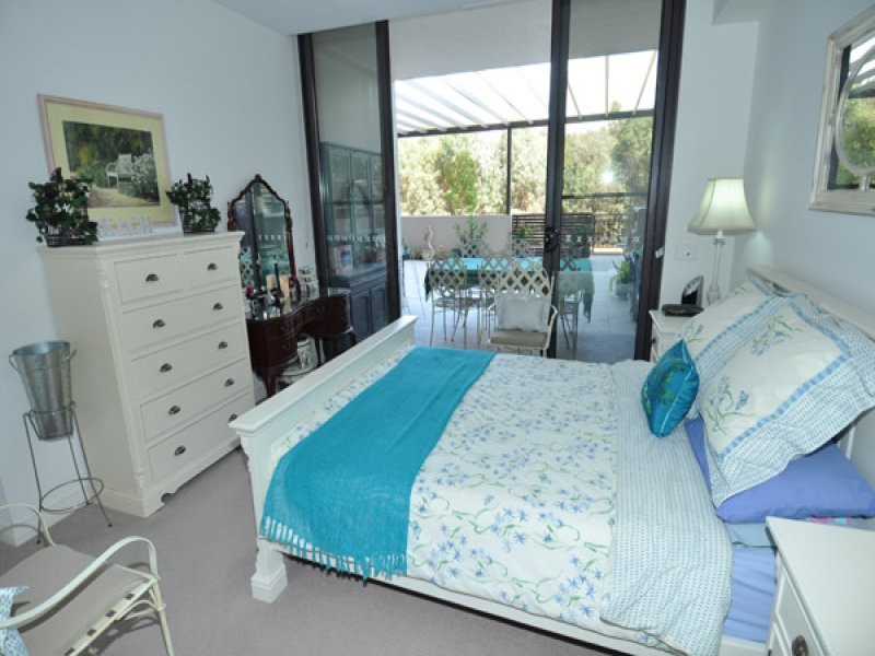 25 Hill Road, Wentworth Point NSW 2127