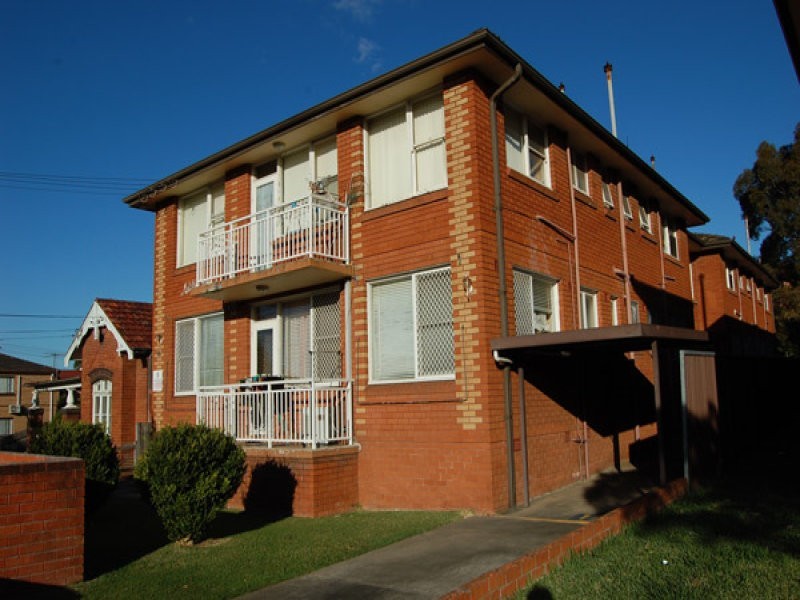 86 Clissold Parade, Campsie NSW 2194