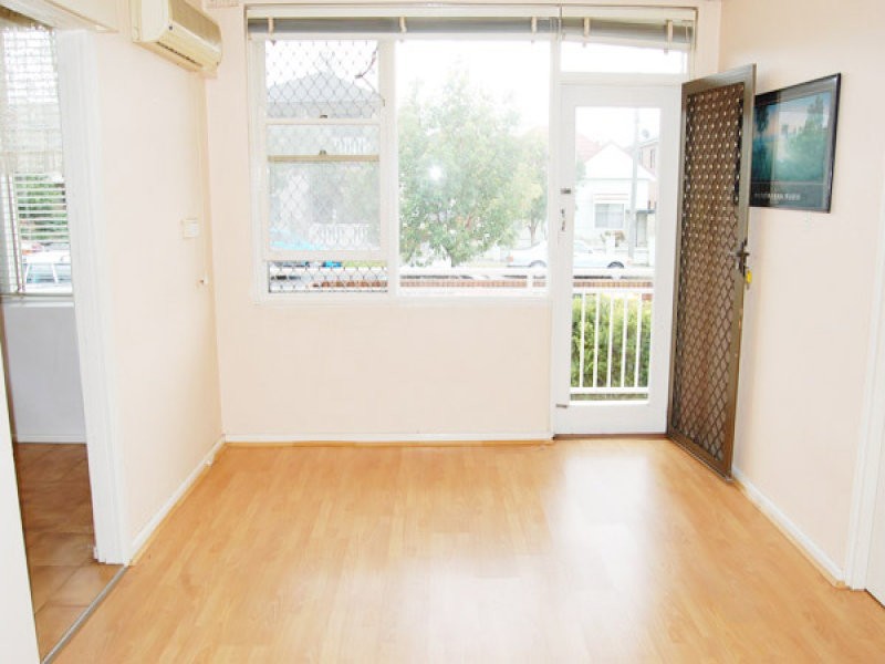 86 Clissold Parade, Campsie NSW 2194