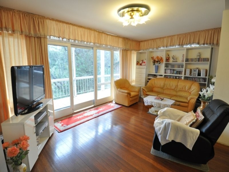 3 Brush Rd, Eastwood NSW 2122