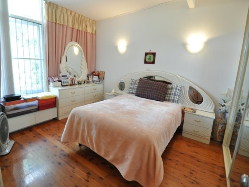 3 Brush Rd, Eastwood NSW 2122