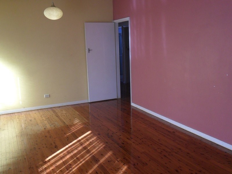 18 BROOKER AVE, Oatlands NSW 2117