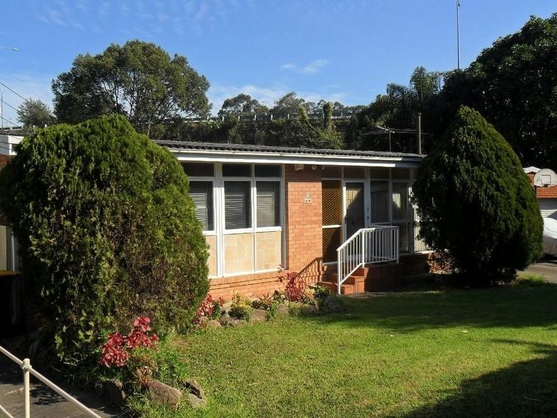 18 Brooker Ave, Oatlands NSW 2117