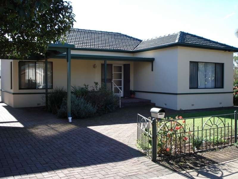 23 Seventh Avenue, Ascot Park SA 5043