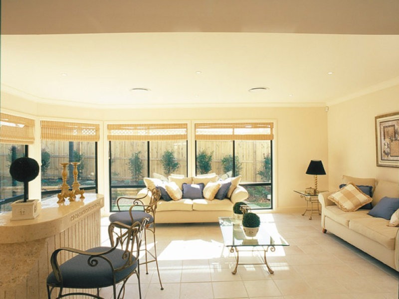 6 Peppermint Lane, Forest Lake QLD 4078