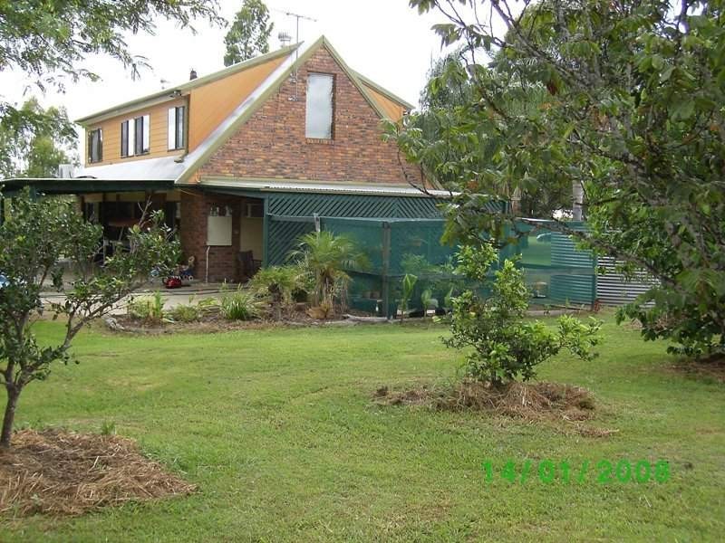 35 Roland Court, Peak Crossing QLD 4306