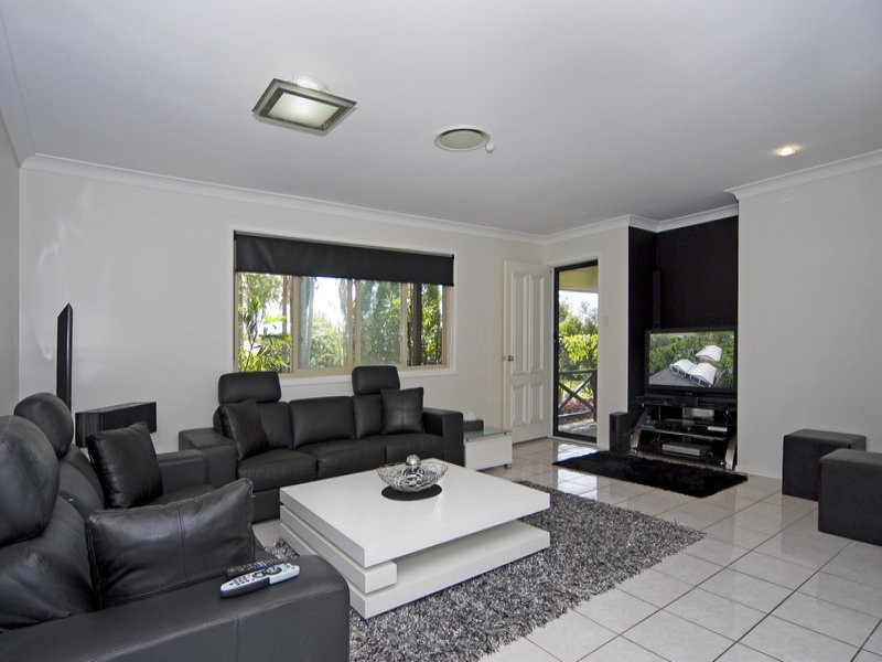 129 COOPERS ROAD, Willowbank QLD 4306