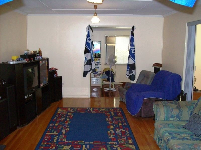 46 Naomai Street, Bundamba QLD 4304