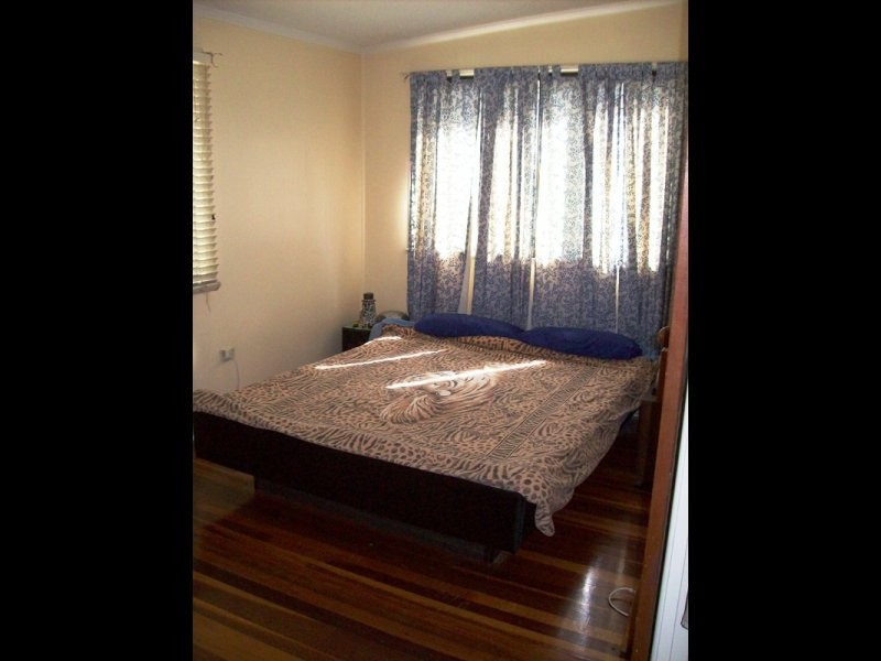 46 Naomai Street, Bundamba QLD 4304