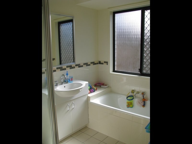 30 Sarah Drive, Yamanto QLD 4305
