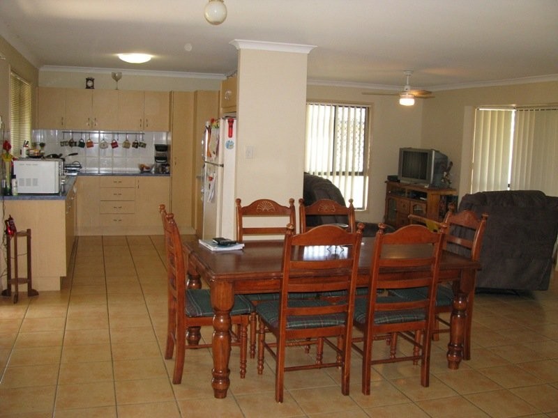 24 Meier Street, Peak Crossing QLD 4306