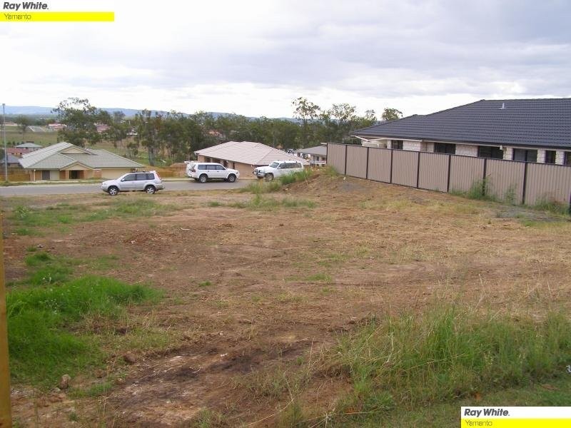 11 Benjamin Court, Yamanto QLD 4305