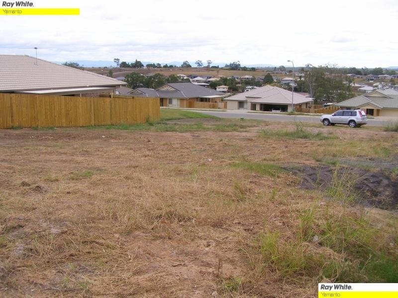 11 Benjamin Court, Yamanto QLD 4305