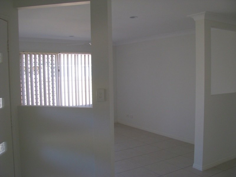 20 Benjamin Court, Yamanto QLD 4305