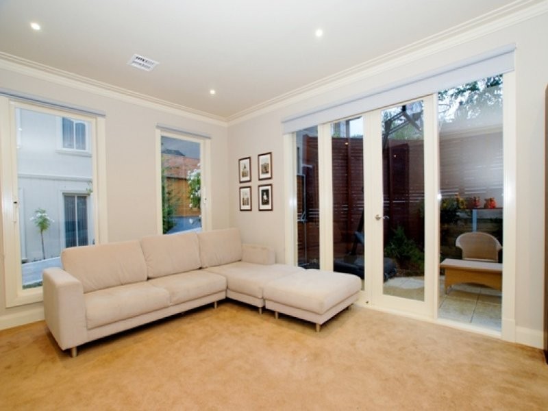 3 Halsbury Close, Doncaster East VIC 3109