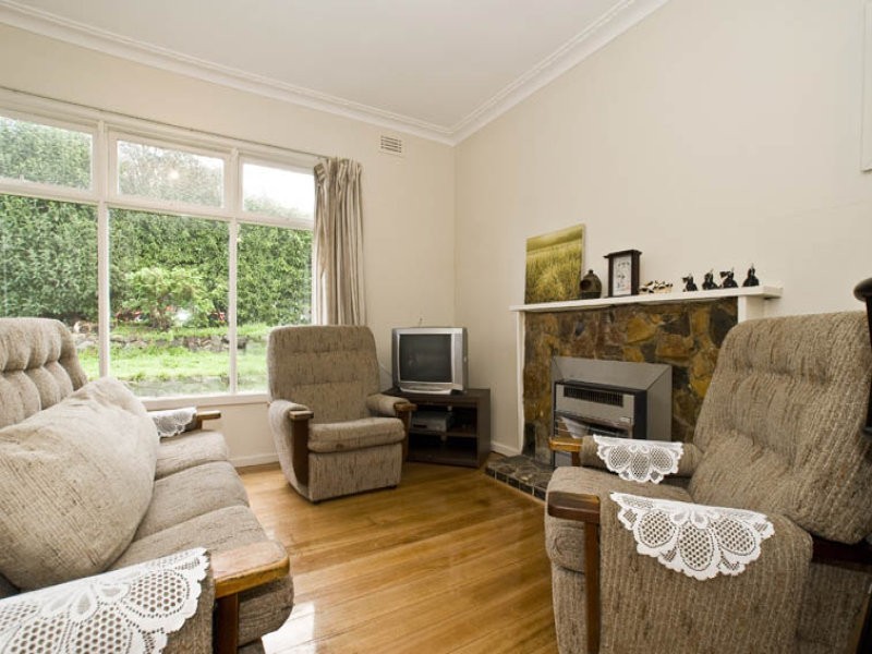 70 Russell Crescent, Doncaster East VIC 3109