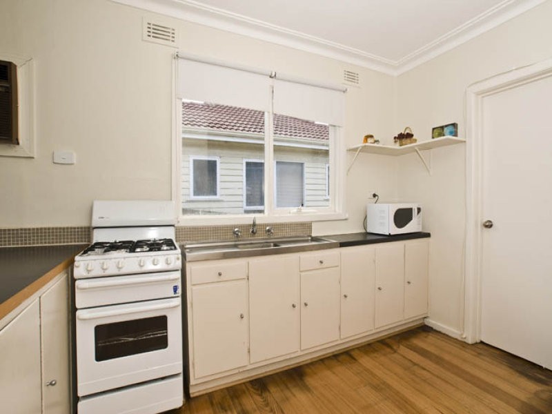 70 Russell Crescent, Doncaster East VIC 3109