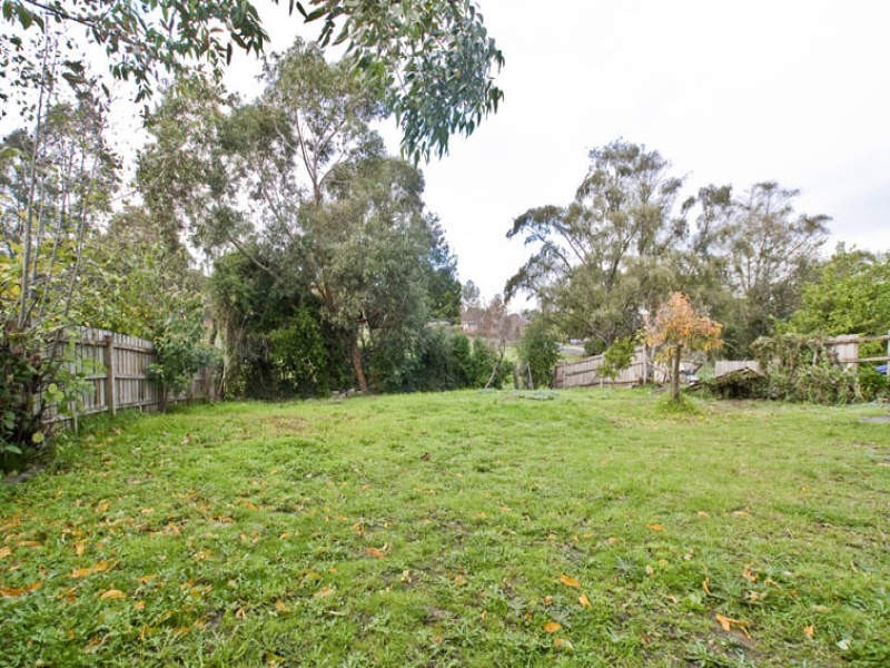 70 Russell Crescent, Doncaster East VIC 3109