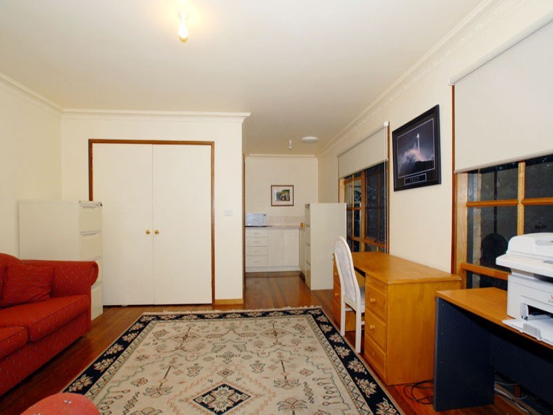 19 Waters Grove, Heathmont VIC 3135