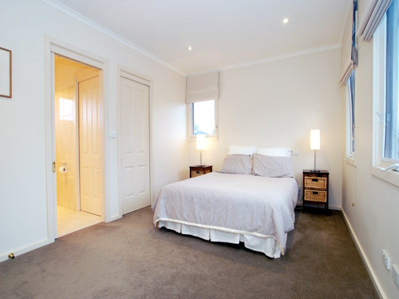 12 Toronto Avenue, Doncaster VIC 3108