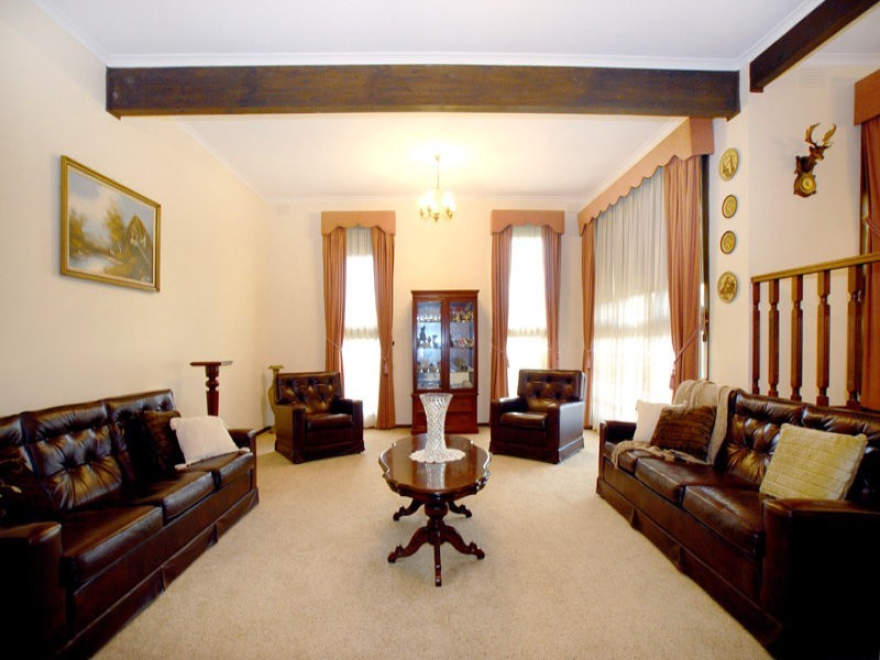 2 Rimmer Place, Doncaster East VIC 3109