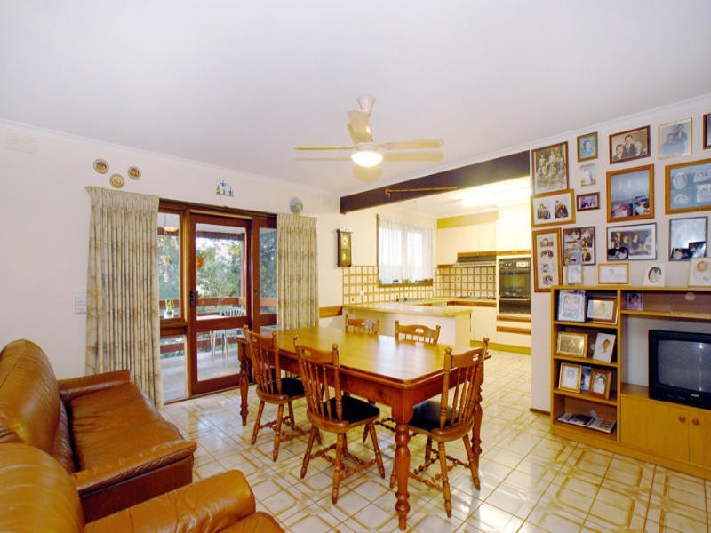 2 Rimmer Place, Doncaster East VIC 3109