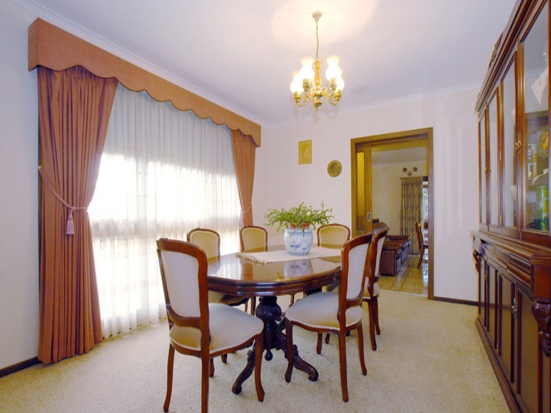 2 Rimmer Place, Doncaster East VIC 3109