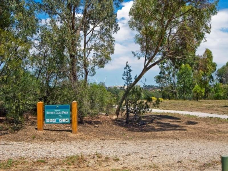 239 Serpells Road, Templestowe VIC 3106