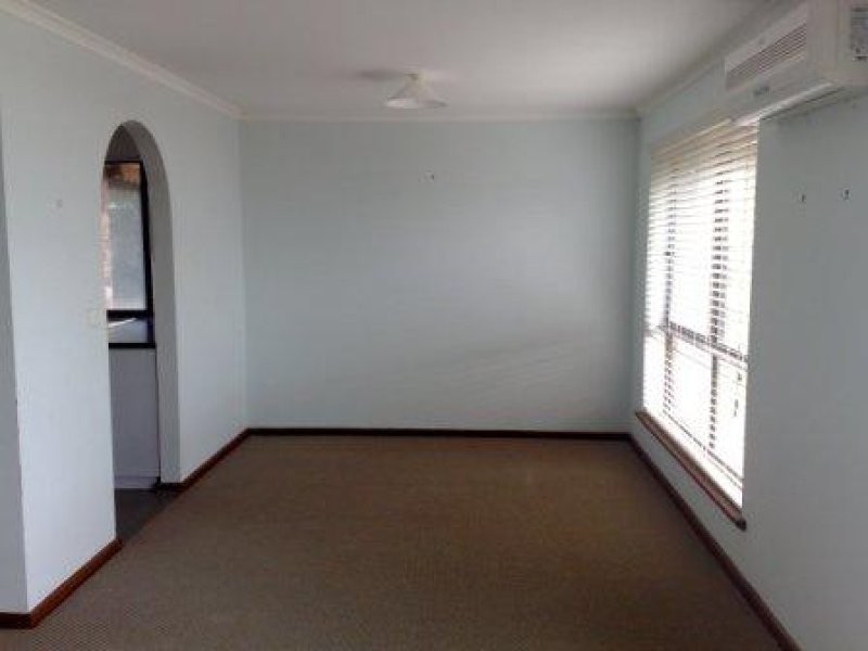 2 Clifftop Crescent, Hallett Cove SA 5158