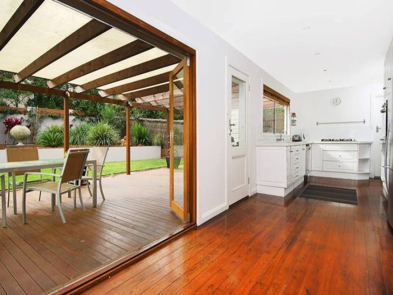 30 Iluka Ave, Elanora Heights NSW 2101