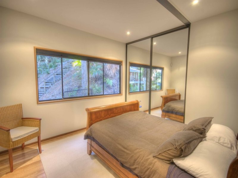 9 Valley Close, Bayview NSW 2104