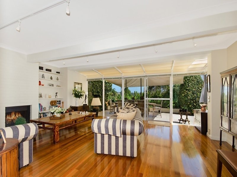 15 Coutts Crescent, Collaroy NSW 2097