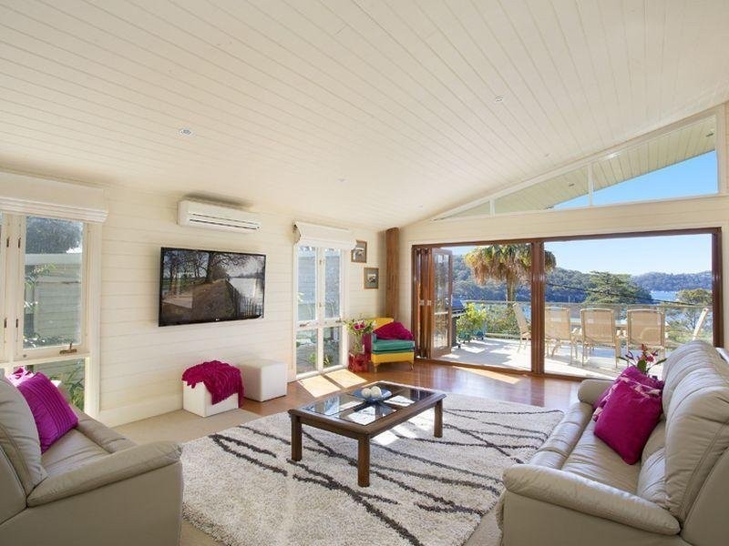 16 Eastview Road, Church Point NSW 2105