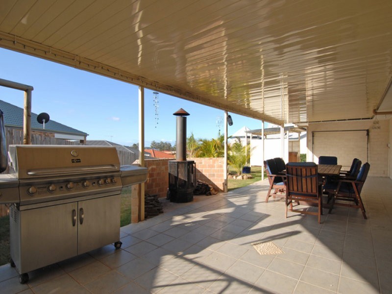18 Hemlock Street, Warner QLD 4500
