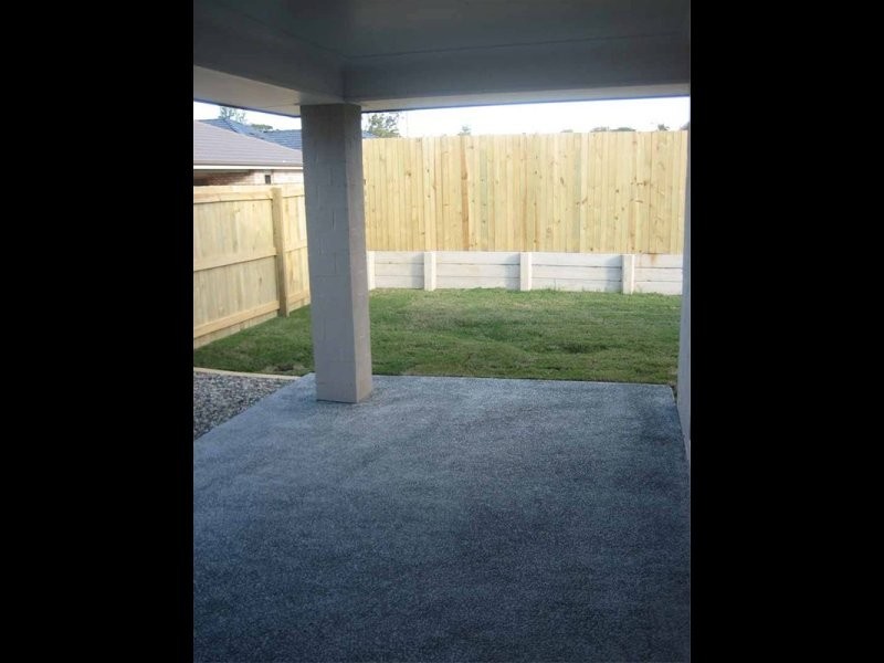 5 Flint Street, Bray Park QLD 4500