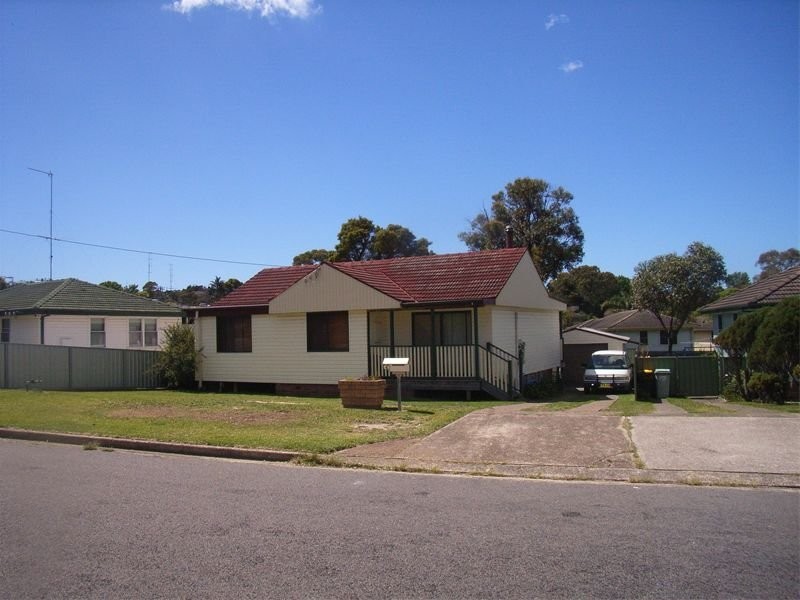 4 Mallee Street, Gateshead NSW 2290