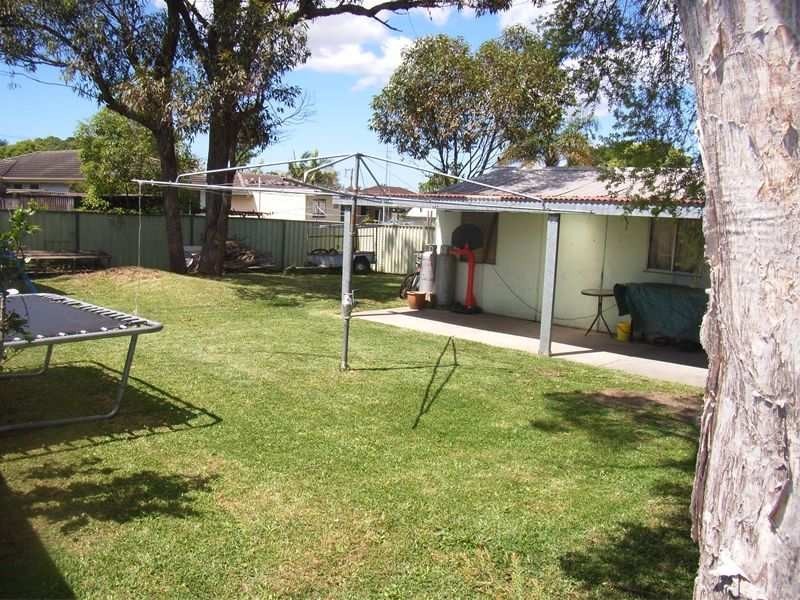 4 Mallee Street, Gateshead NSW 2290