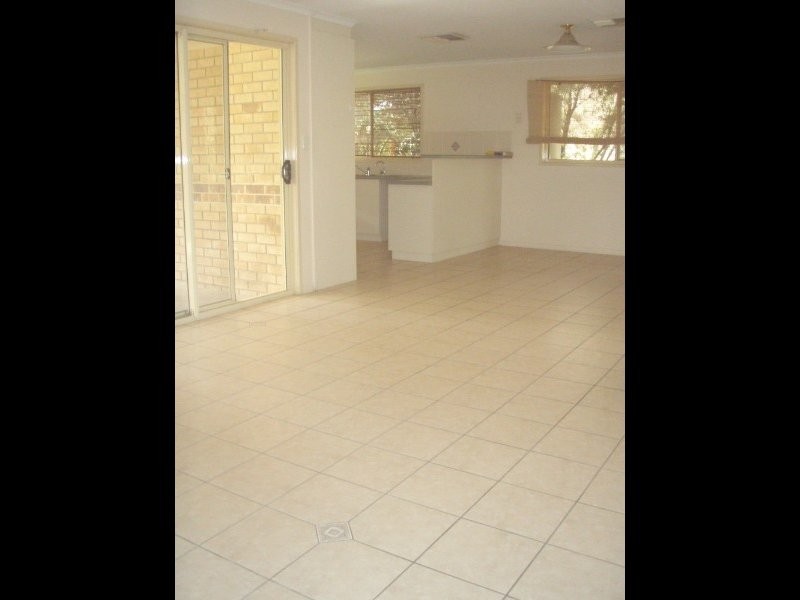 19 Charles Ave, Goondiwindi QLD 4390