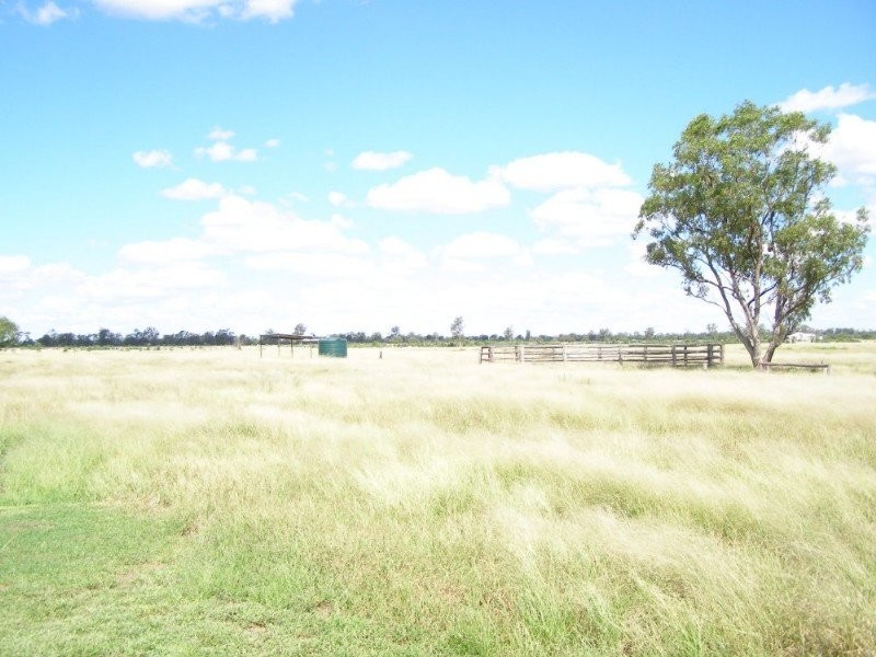 10 Scudamores Road, Goondiwindi QLD 4390