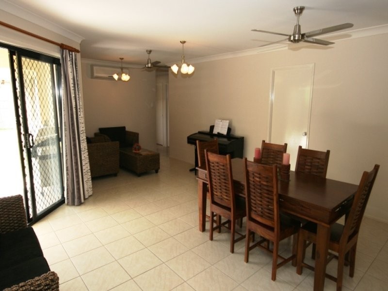 17 Blackbean Court, Mount Louisa QLD 4814