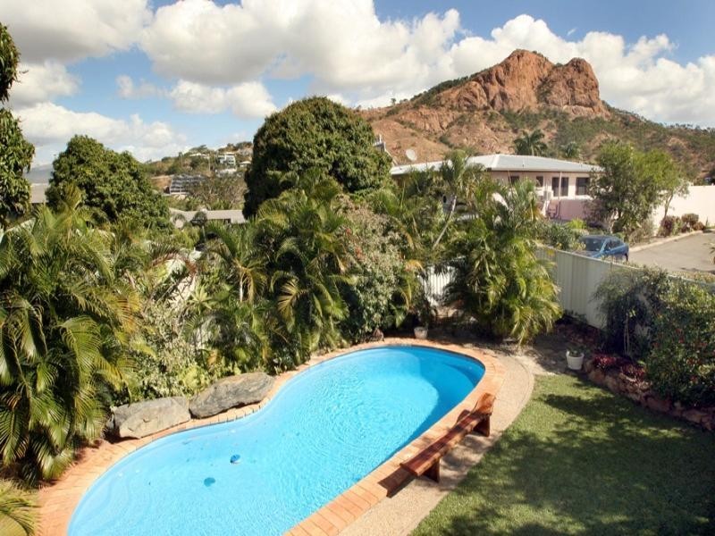 8 Murray Street, North Ward QLD 4810