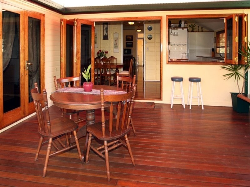 8 Murray Street, North Ward QLD 4810