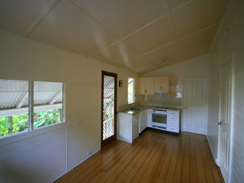 34 Flowers Street, Railway Estate QLD 4810