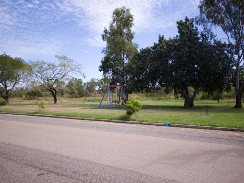 56 Hooper, Belgian Gardens QLD 4810